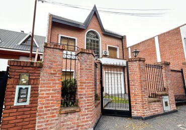 EXCELENTE CASA DE 2 PLANTAS CON GARAGE- Ciudad Madero